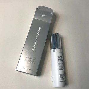 Rodan + Fields Radient Defense SPF 30 Shell NIB